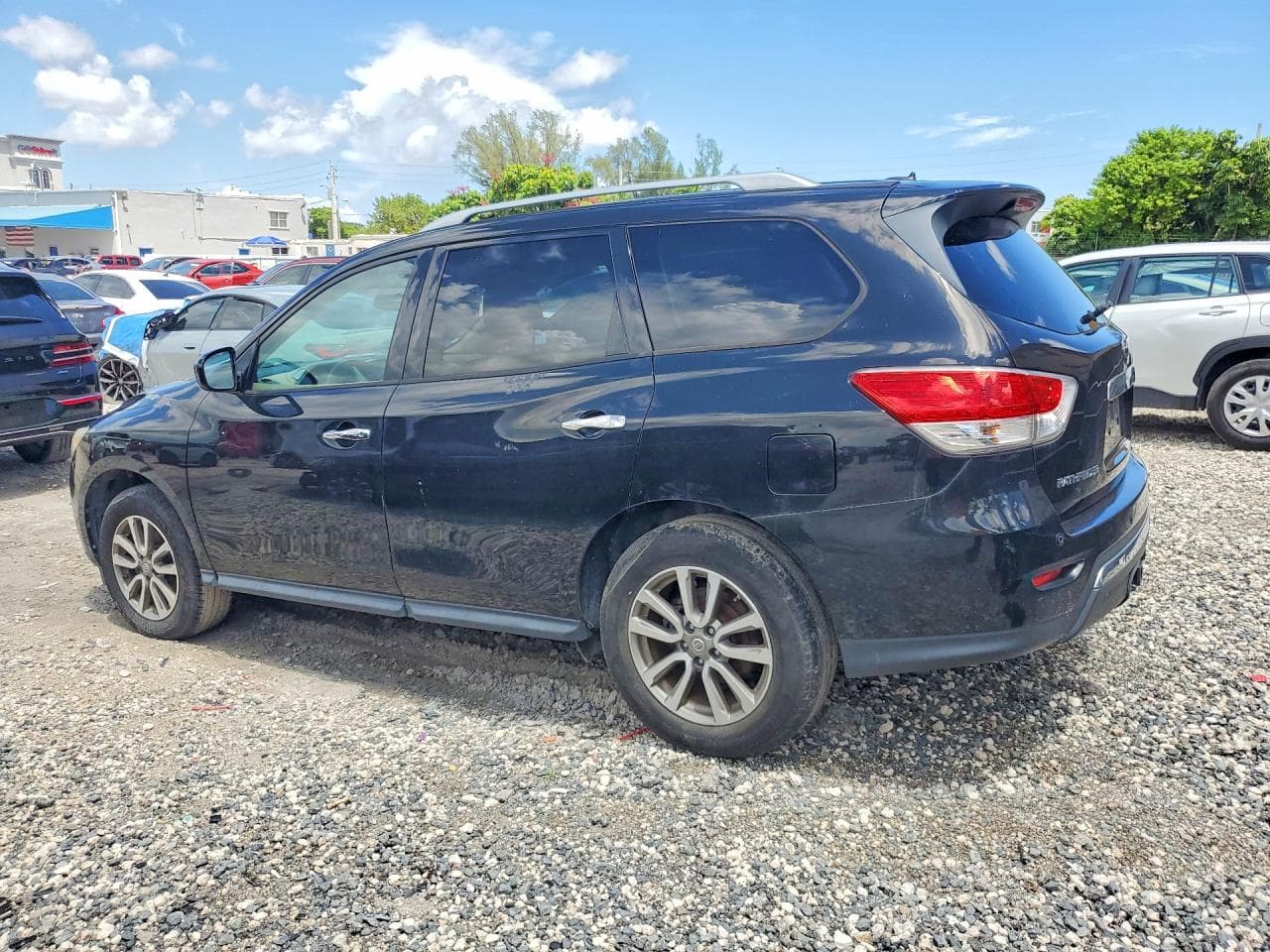 2016 Nissan Pathfinder Sv - foto 2