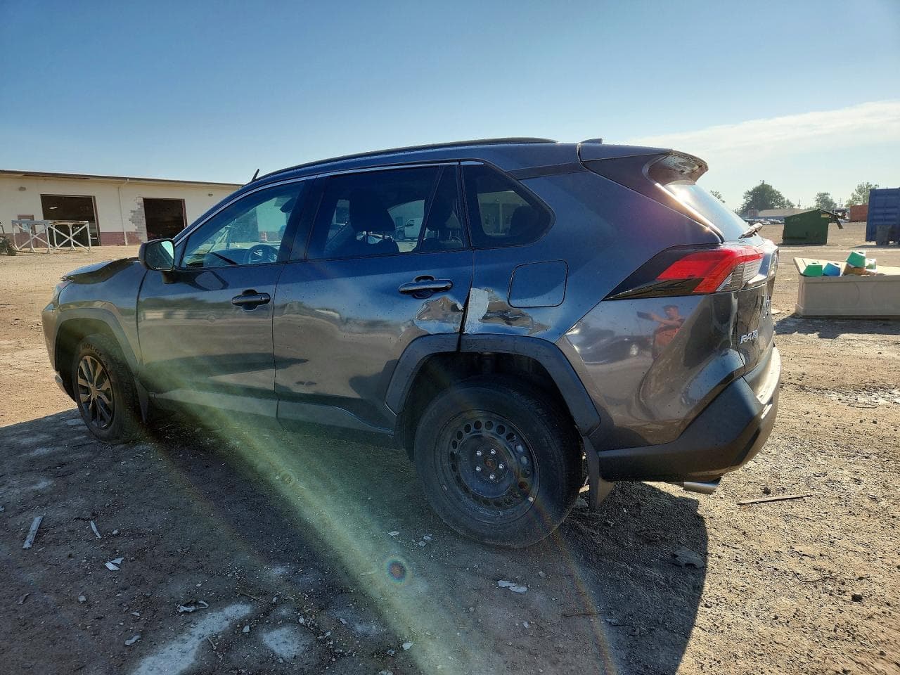 2020 Toyota Rav4 Le - foto 2