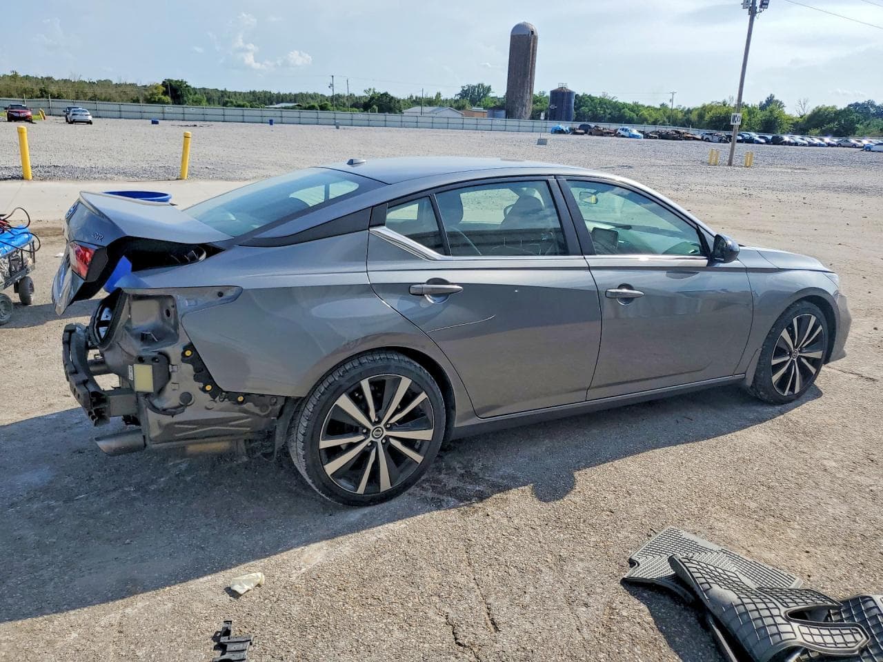 2022 Nissan Altima Sr - foto 3