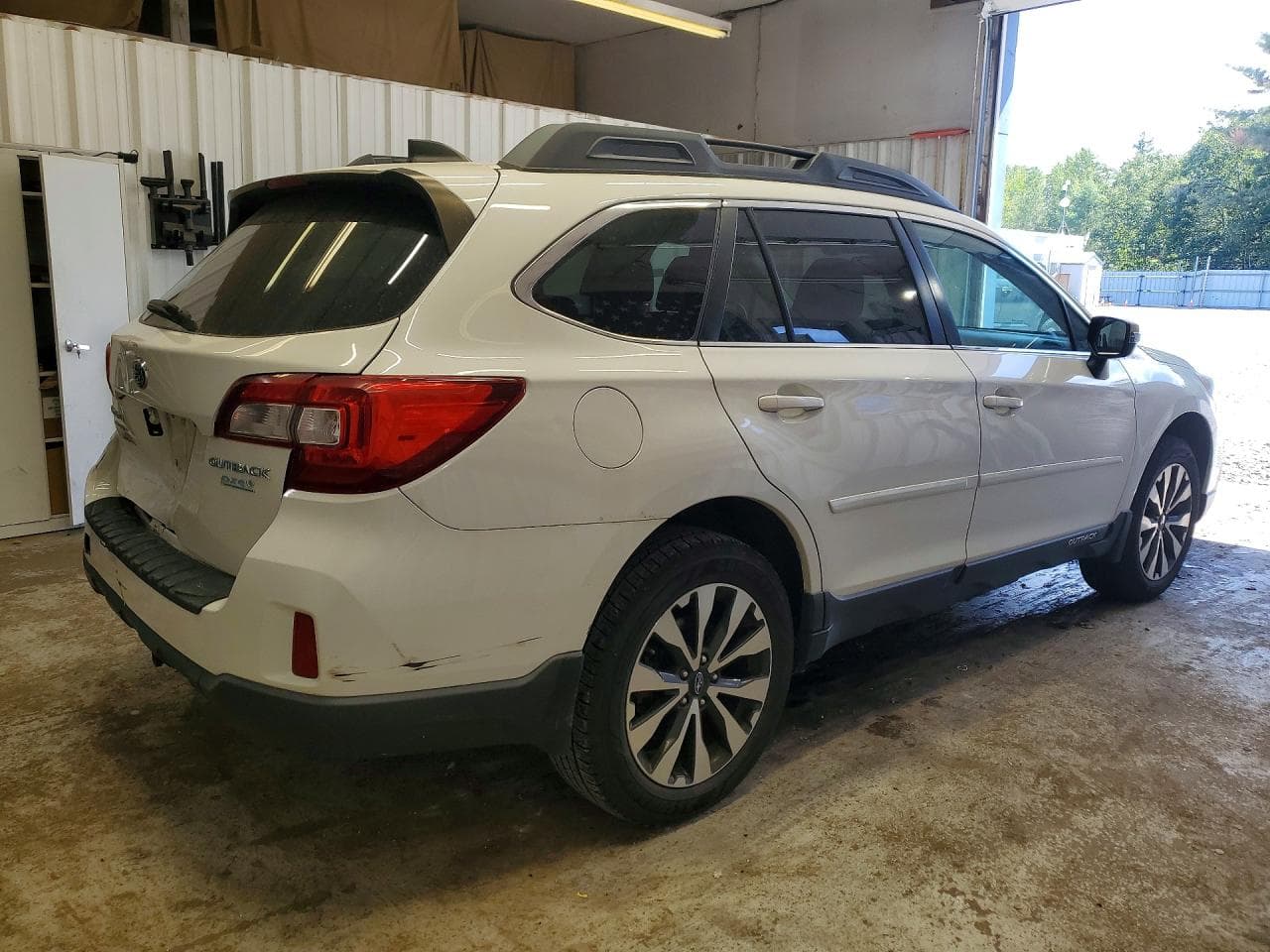 2016 Subaru Outback 2.5I Limited - foto 3