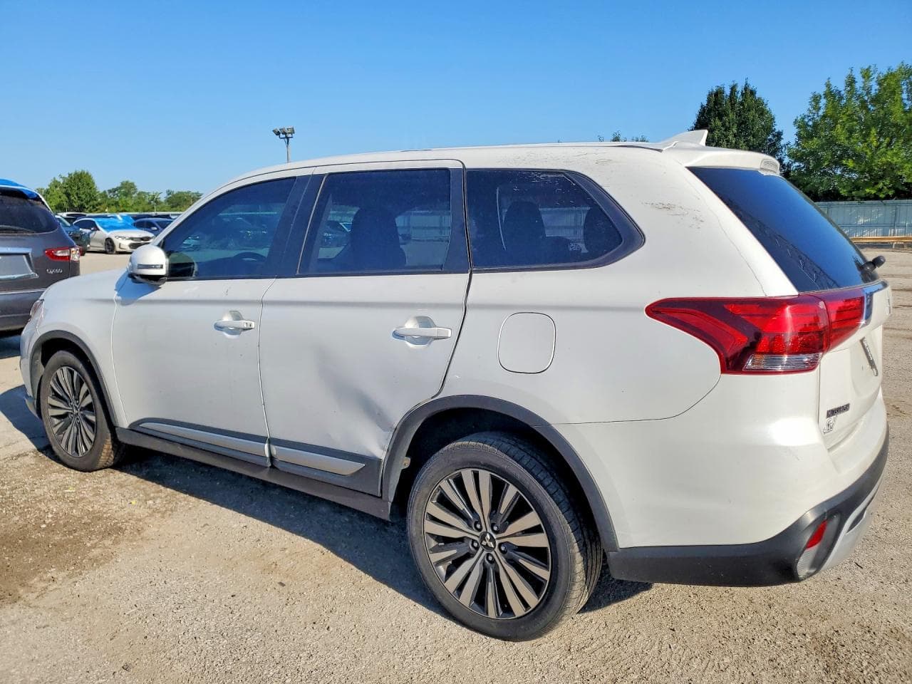 2019 Mitsubishi Outlander Se - foto 2