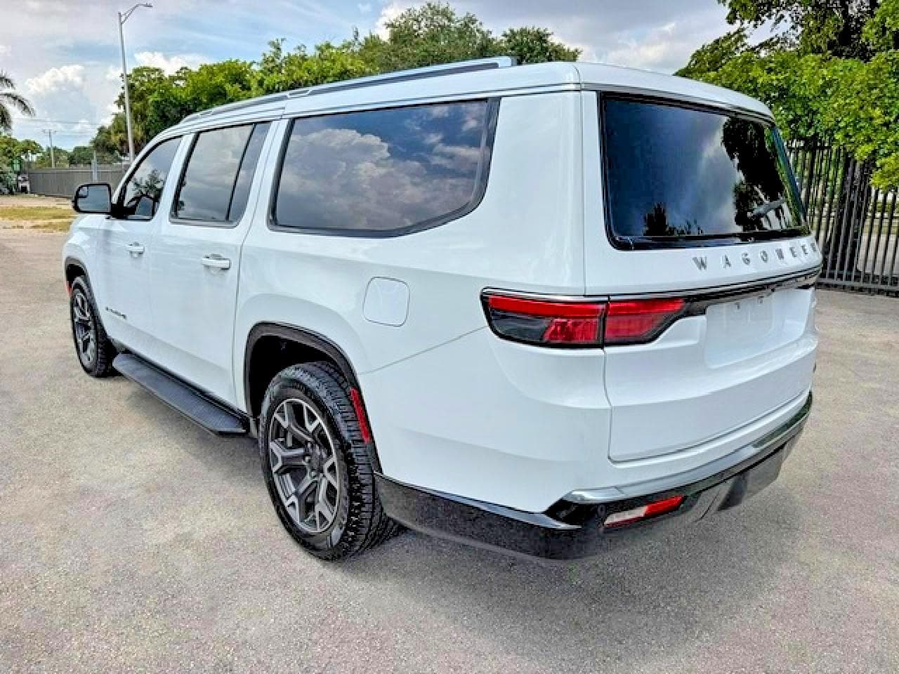 2023 Jeep Wagoneer L Series Iii - foto 2