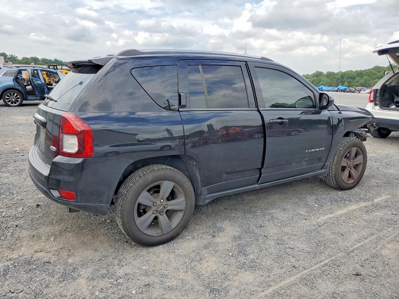 2014 Jeep Compass Latitude - foto 3