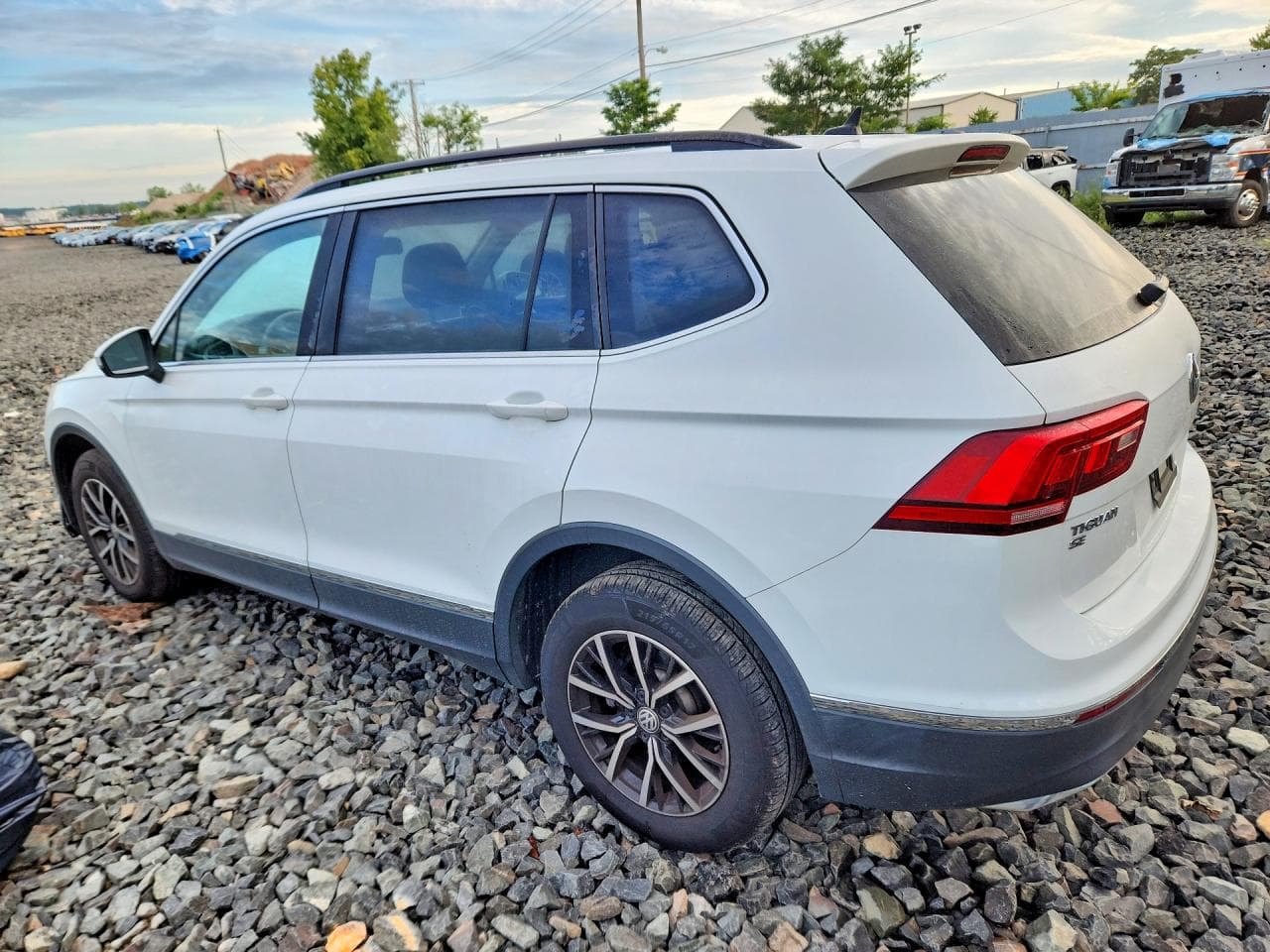 2021 Volkswagen Tiguan Se - foto 2