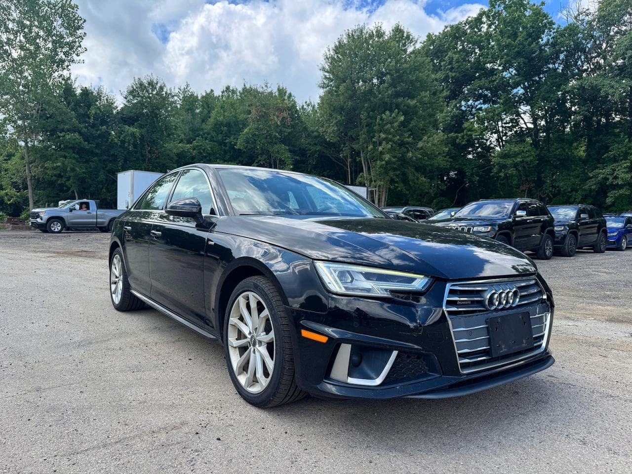 Audi A4 2019 z USA