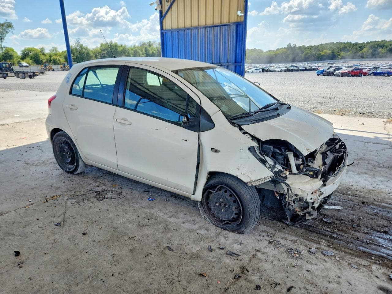 2011 Toyota Yaris Base - foto 4