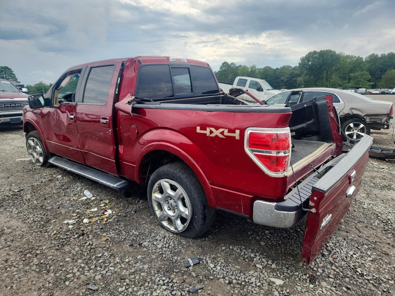 2013 Ford F150 Supercrew - foto 2