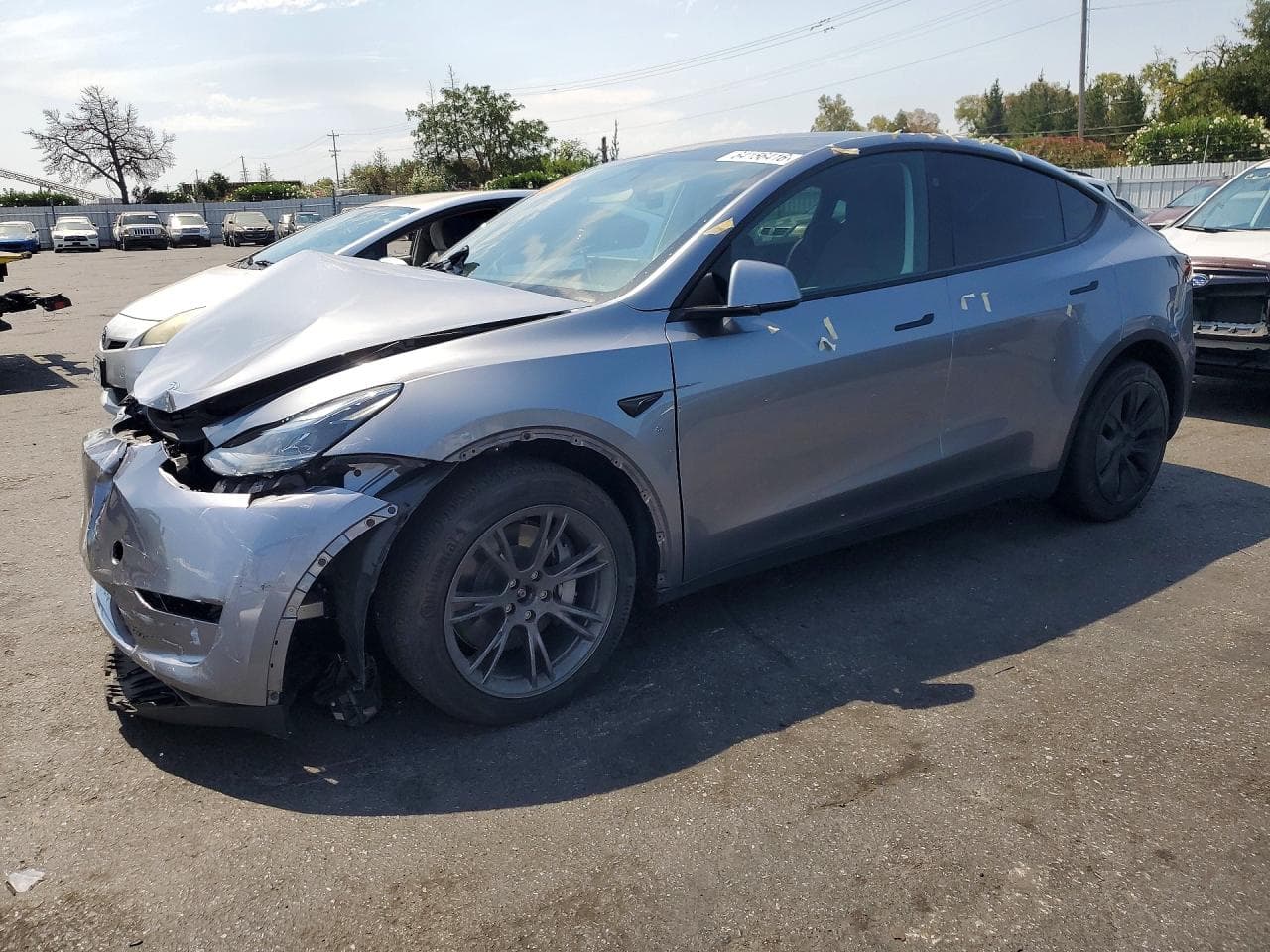 Tesla Model Y 2025 z USA