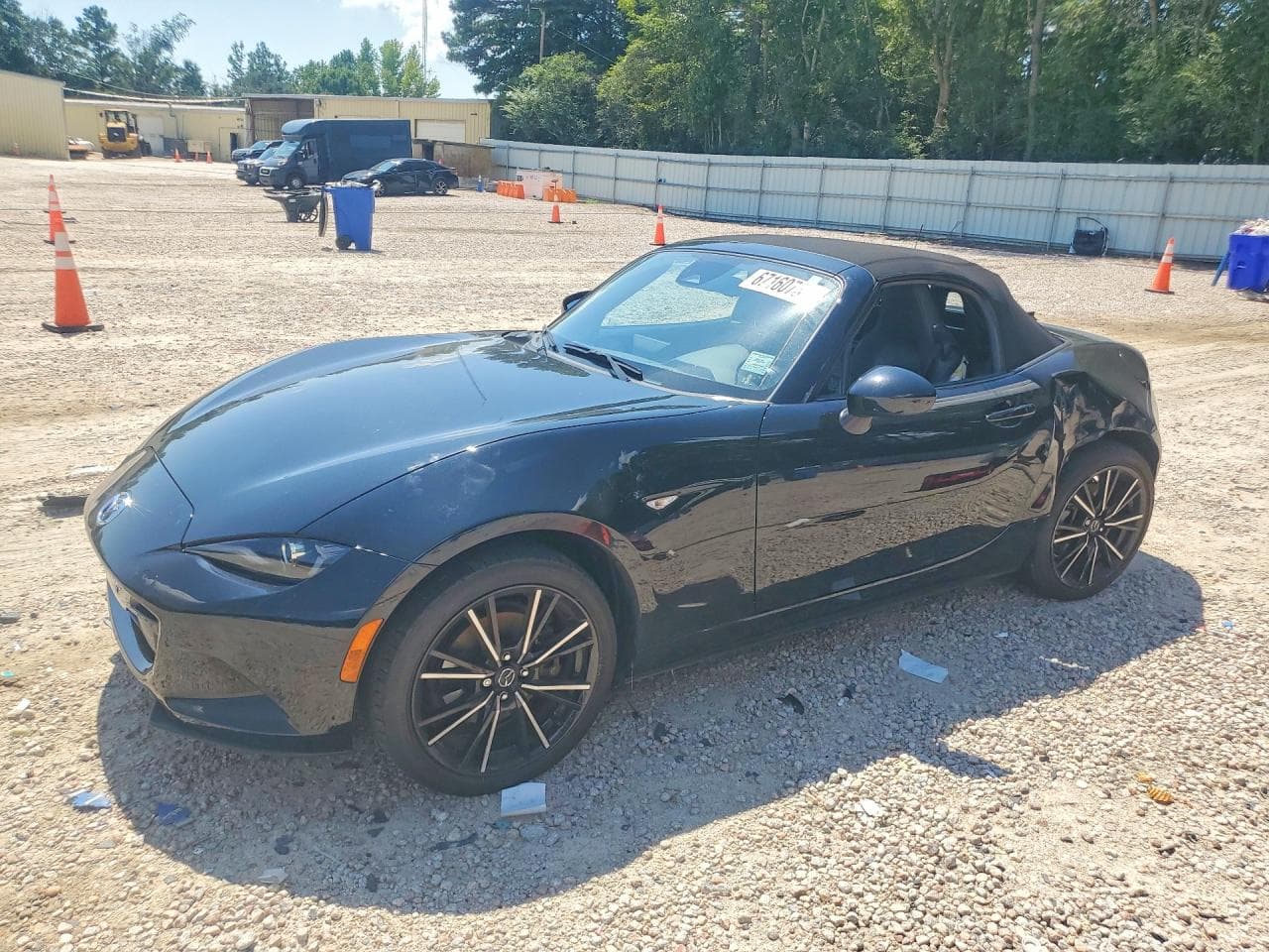 Mazda MX-5 2024 z USA