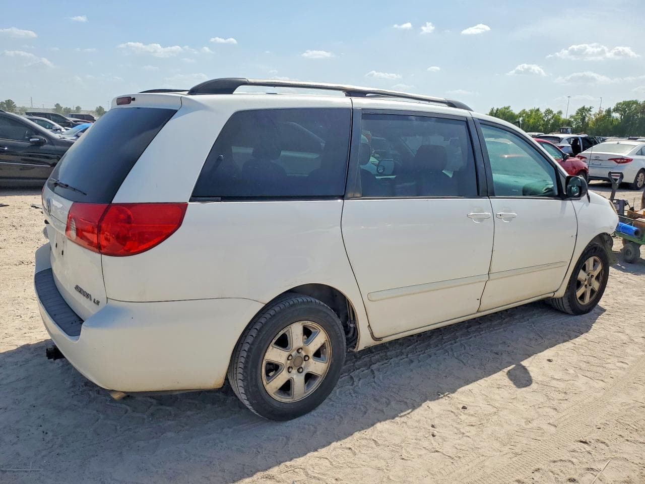 2008 Toyota Sienna Le 8-Passenger - foto 3