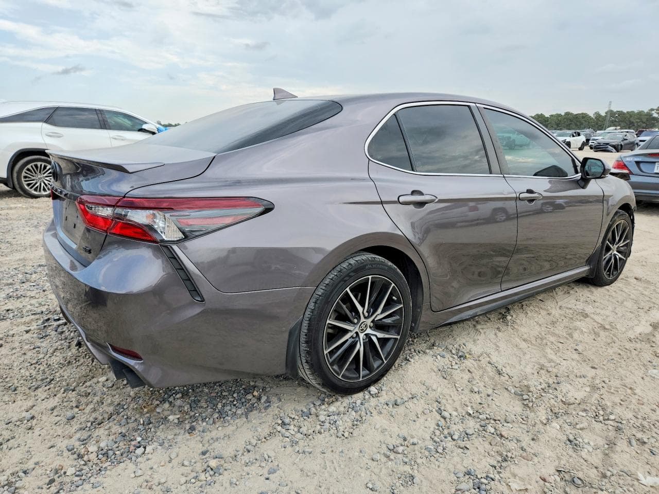 2023 Toyota Camry Se - foto 3