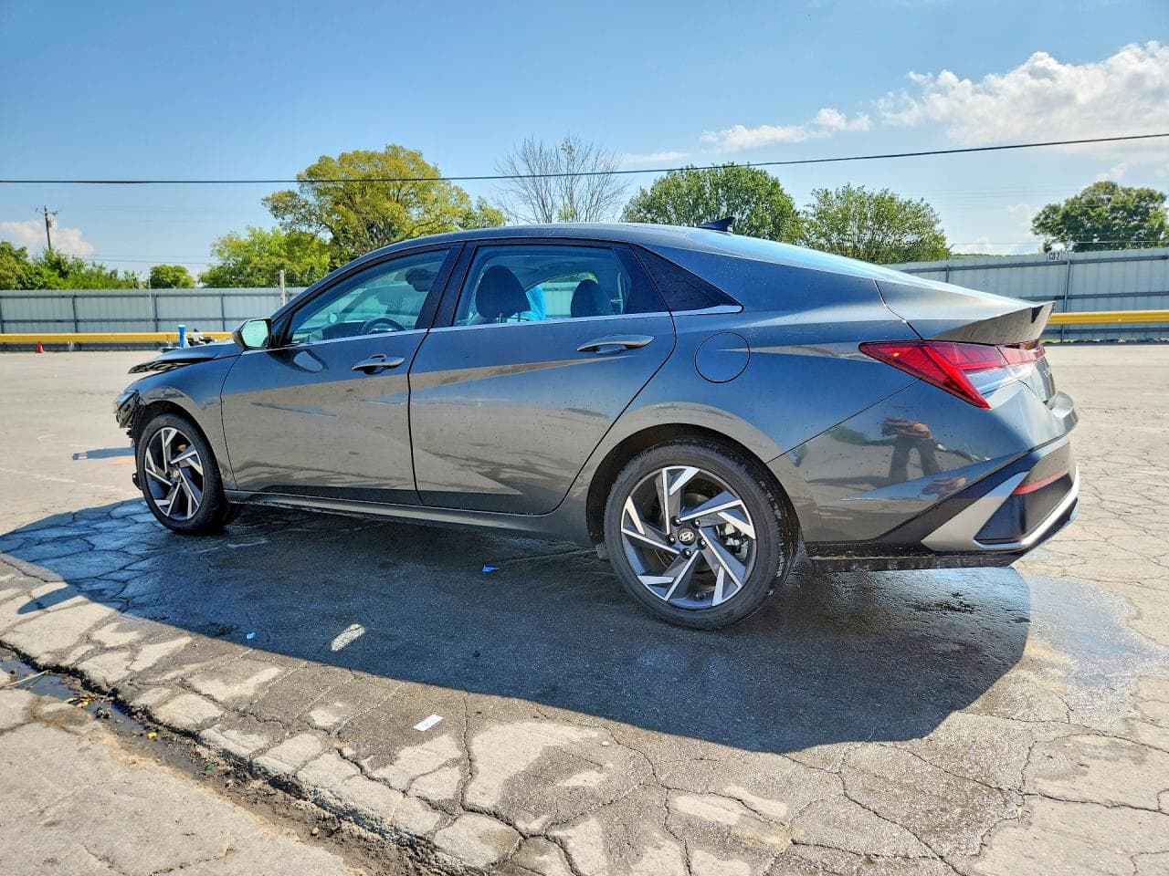 2025 Hyundai Elantra Sel - foto 2