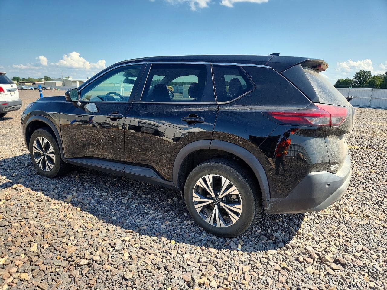 2022 Nissan Rogue Sv - foto 2