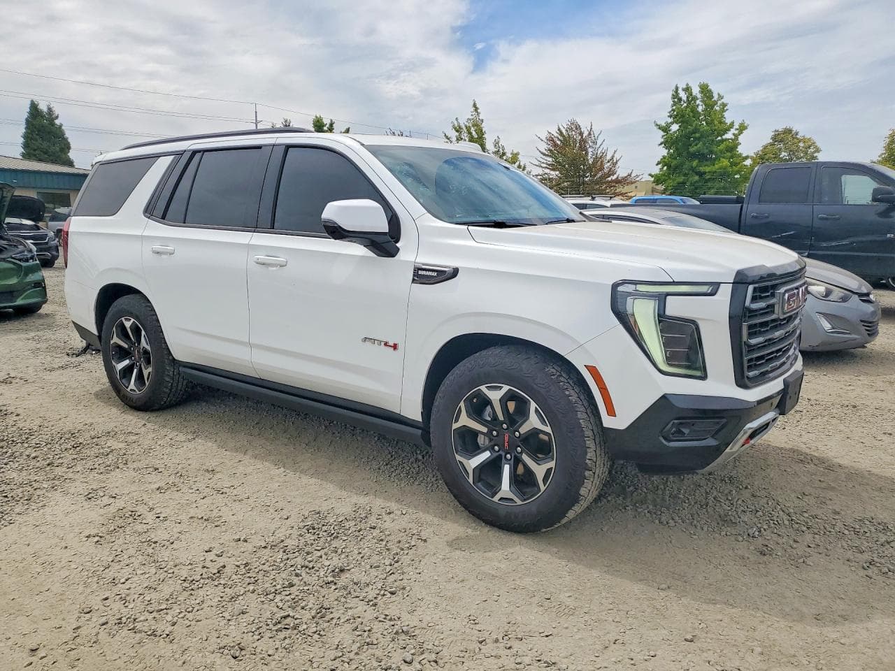 2025 GMC Yukon At4 - foto 4