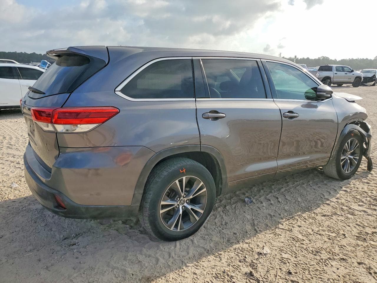 2018 Toyota Highlander Le - foto 3