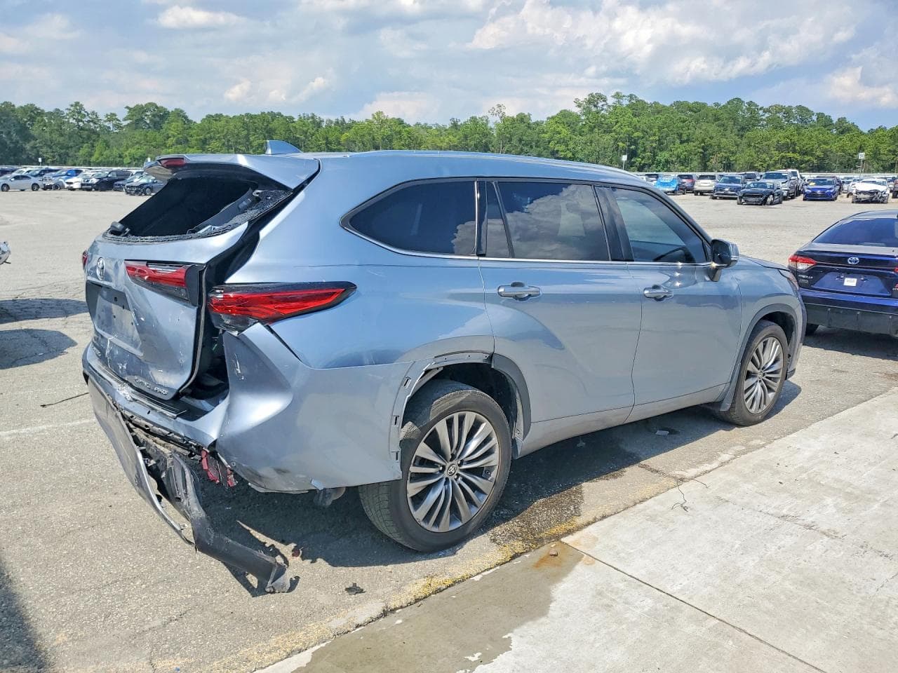 2021 Toyota Highlander Platinum - foto 3