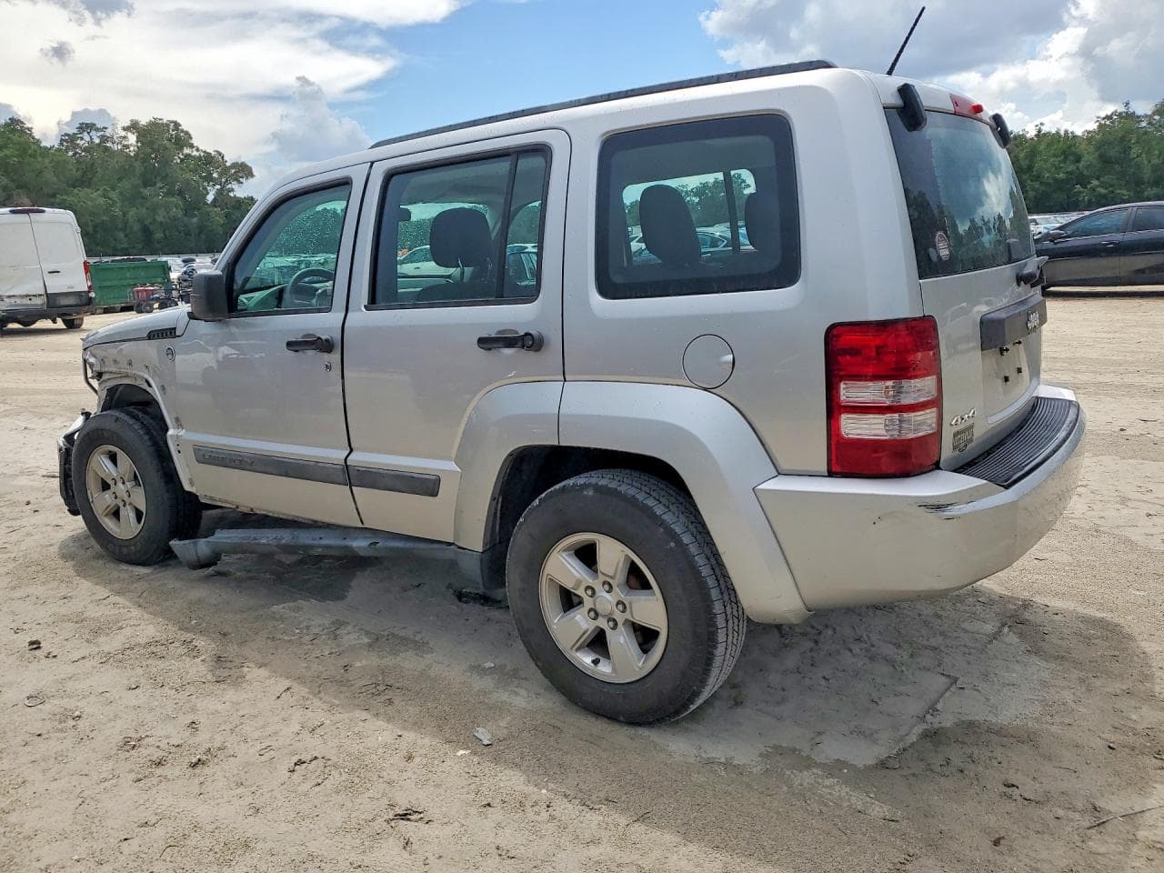 2012 Jeep Liberty Sport - foto 2