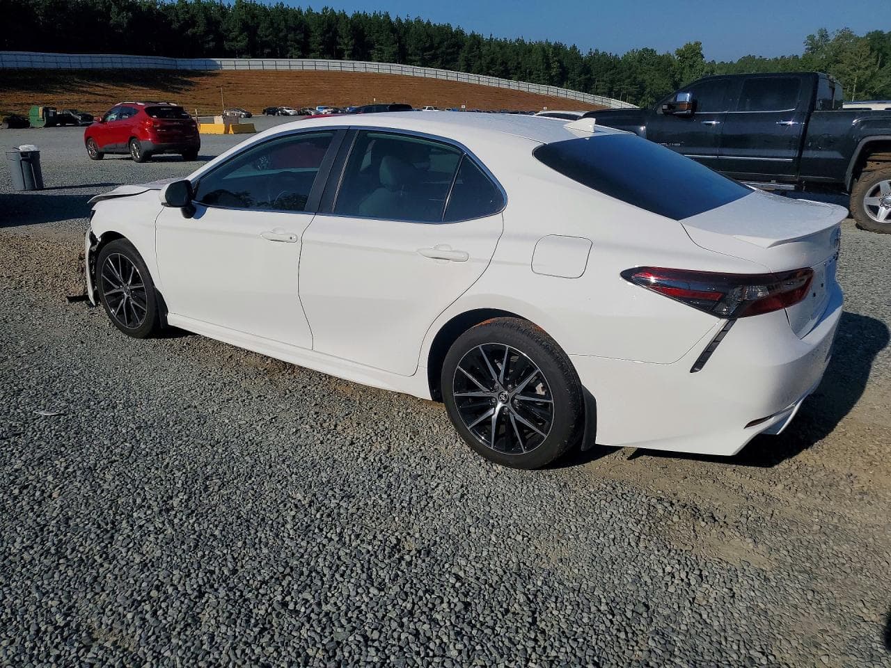 2024 Toyota Camry Se - foto 2