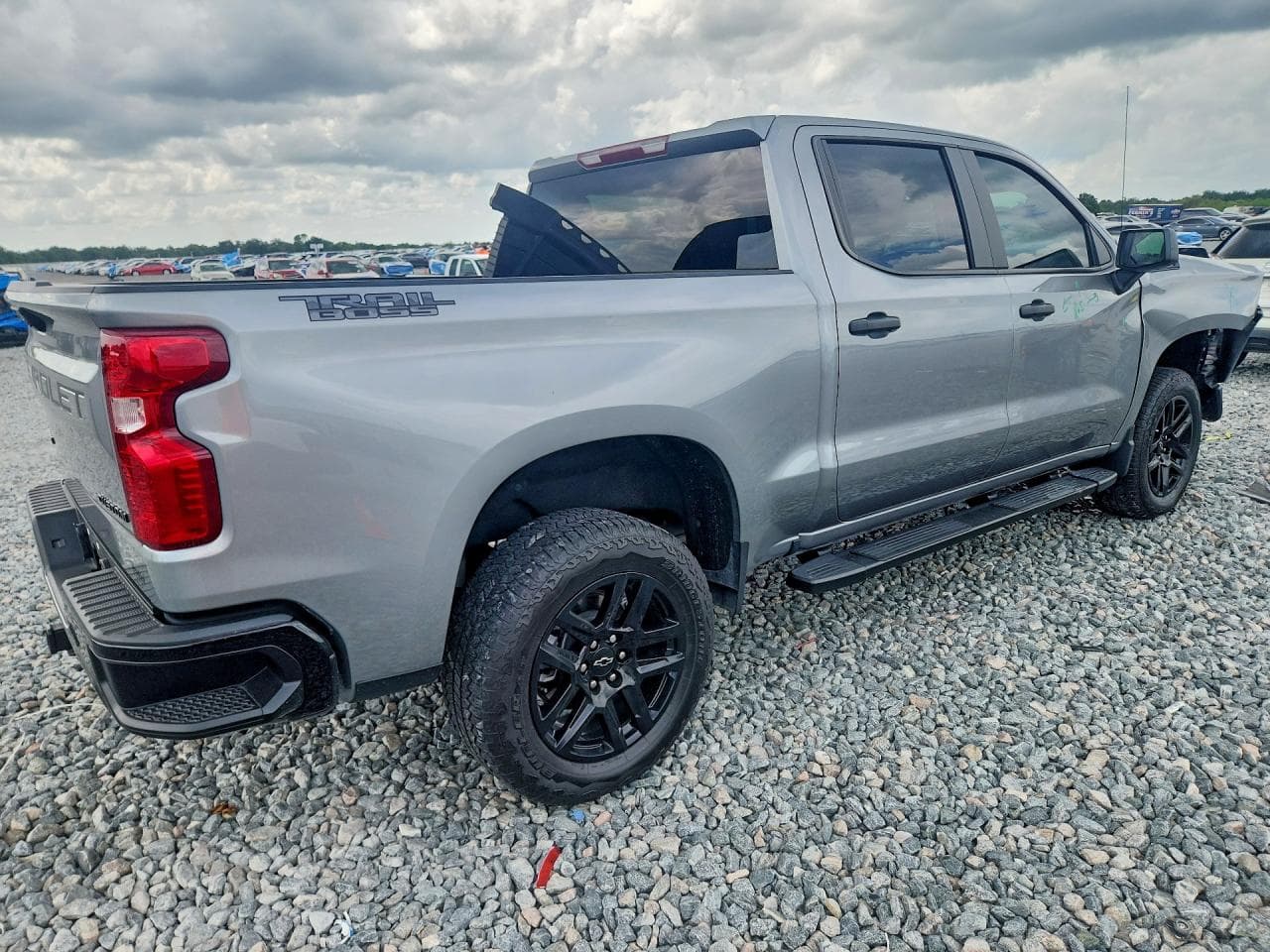 2025 Chevrolet Silverado K1500 Trail Boss Custom - foto 3