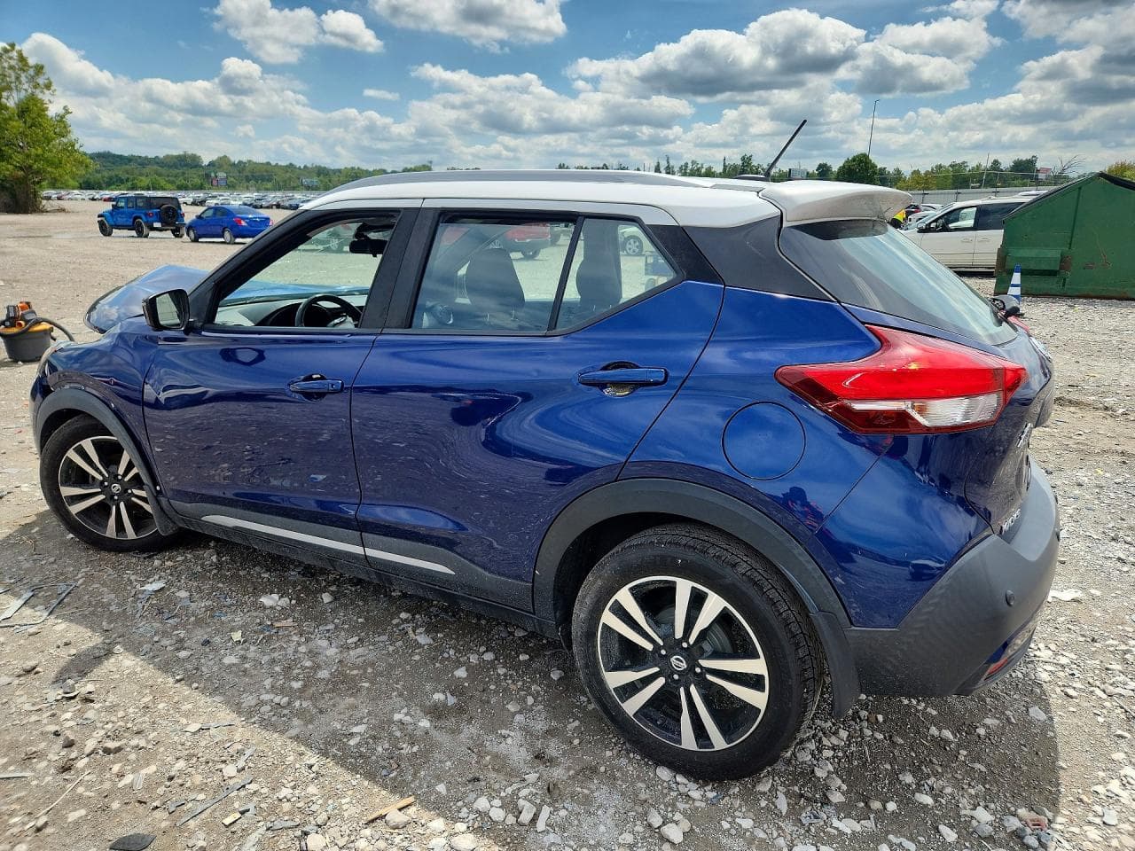 2020 Nissan Kicks Sr - foto 2