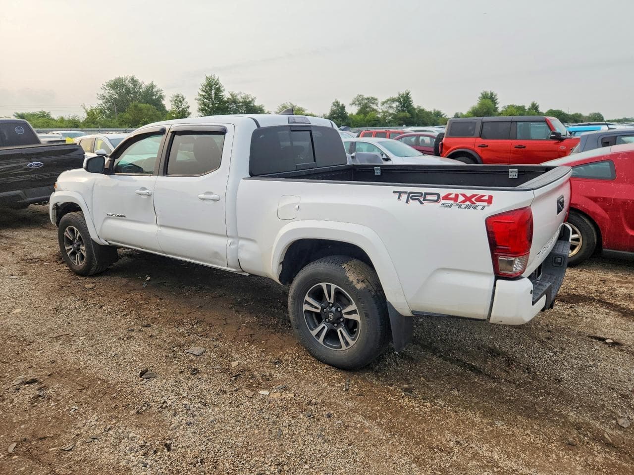 2017 Toyota Tacoma Trd Sport - foto 2