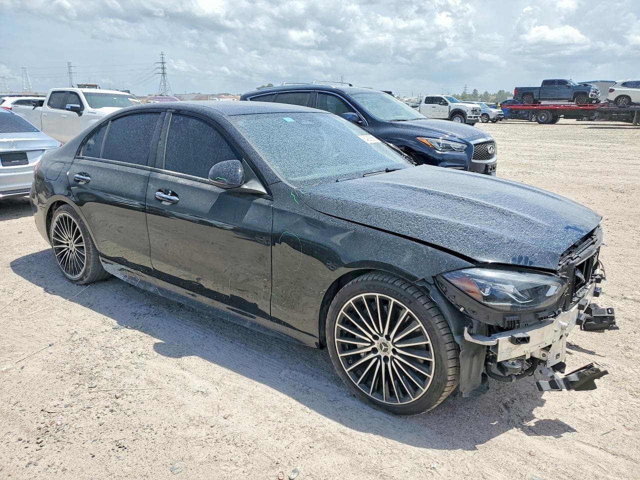 2025 Mercedes-Benz C 300 - foto 4