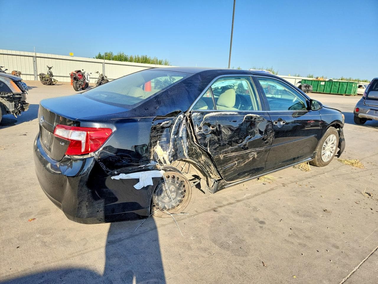 2012 Toyota Camry Le - foto 3
