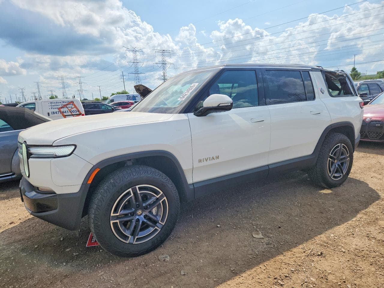 Rivian R1S 2025 z USA