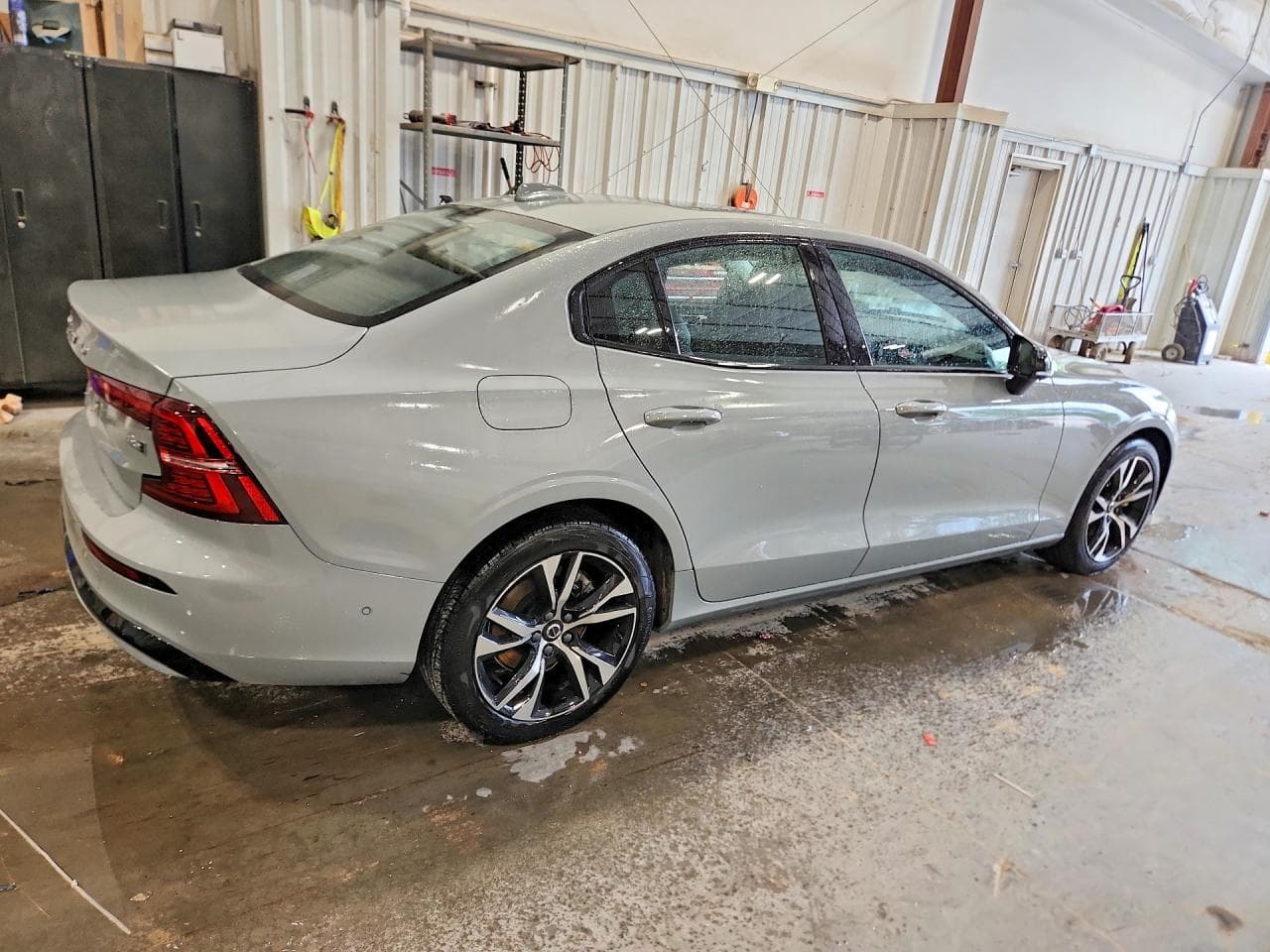 2025 Volvo S60 Plus - foto 3