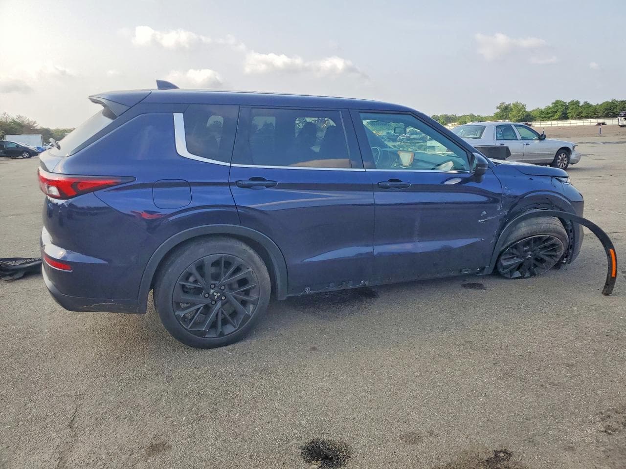 2022 Mitsubishi Outlander Se - foto 3