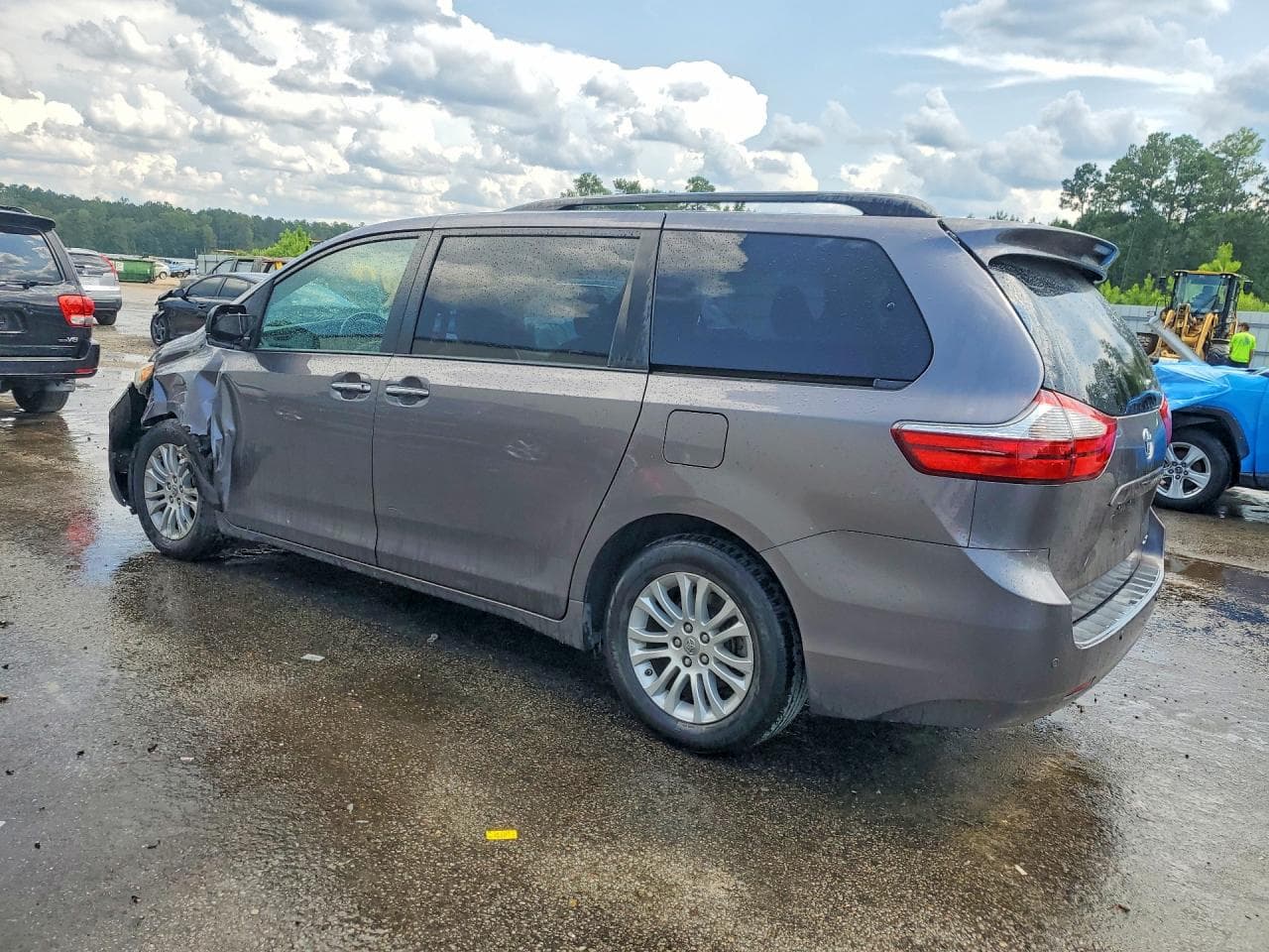 2015 Toyota Sienna Xle 8-Passenger - foto 2