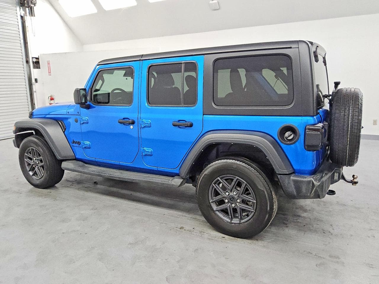 2024 Jeep Wrangler Sport - foto 2