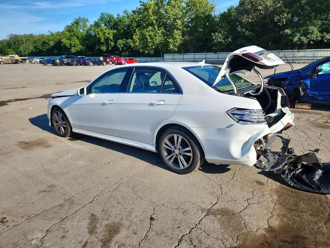 2016 Mercedes-Benz E 250 Bluetec - foto 2