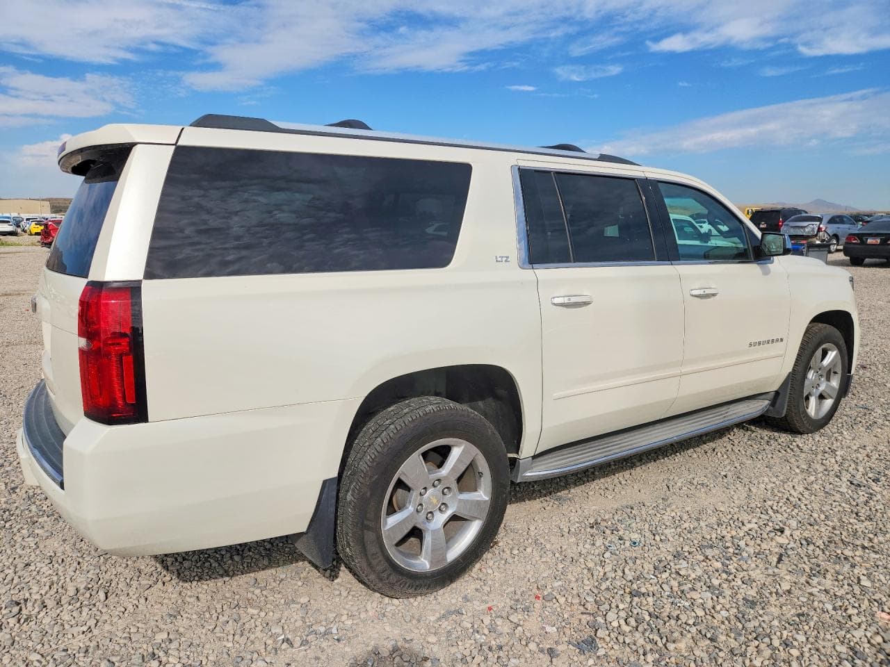 2015 Chevrolet Suburban K1500 Ltz - foto 3