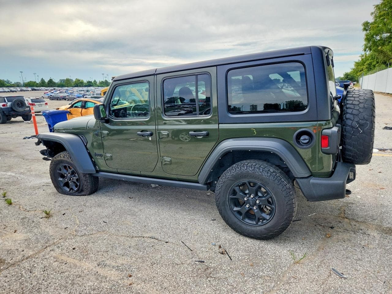 2021 Jeep Wrangler Unlimited Sport - foto 2
