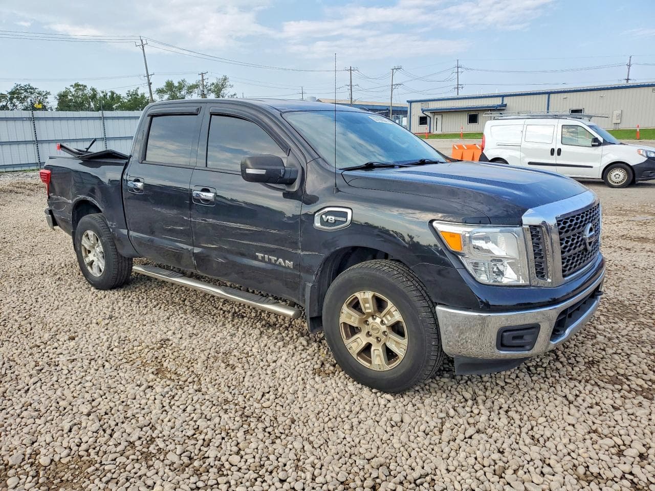 2017 Nissan Titan S - foto 4