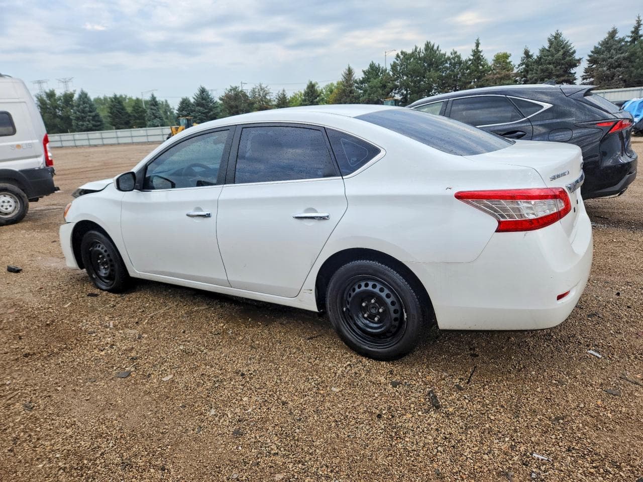 2014 Nissan Sentra S - foto 2