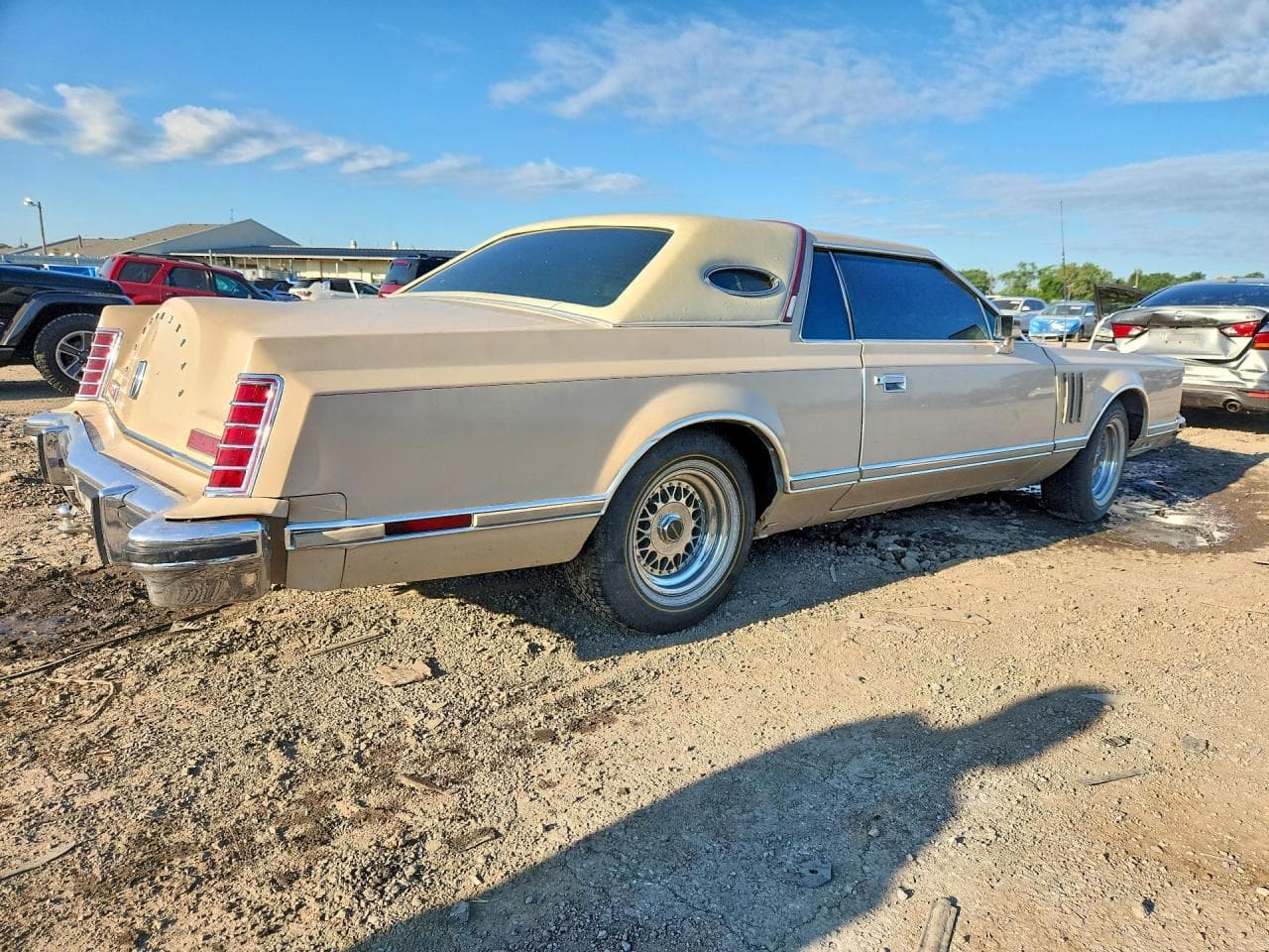 1979 Lincoln Mark V - foto 3