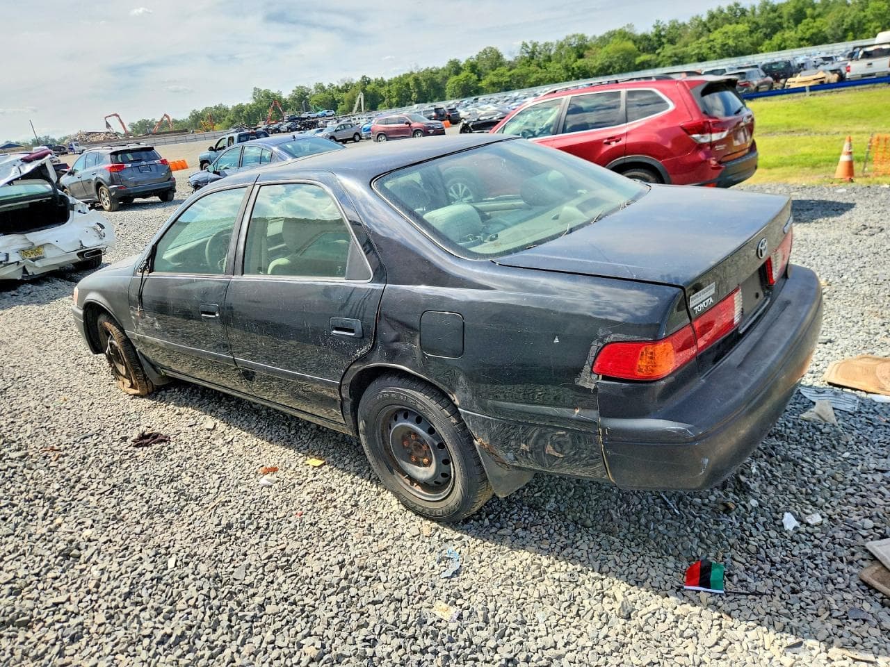 2000 Toyota Camry Le - foto 2
