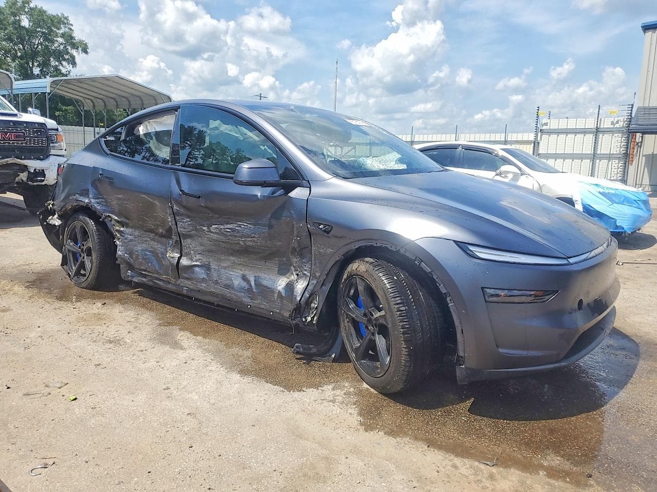 2026 Tesla Model Y - foto 4