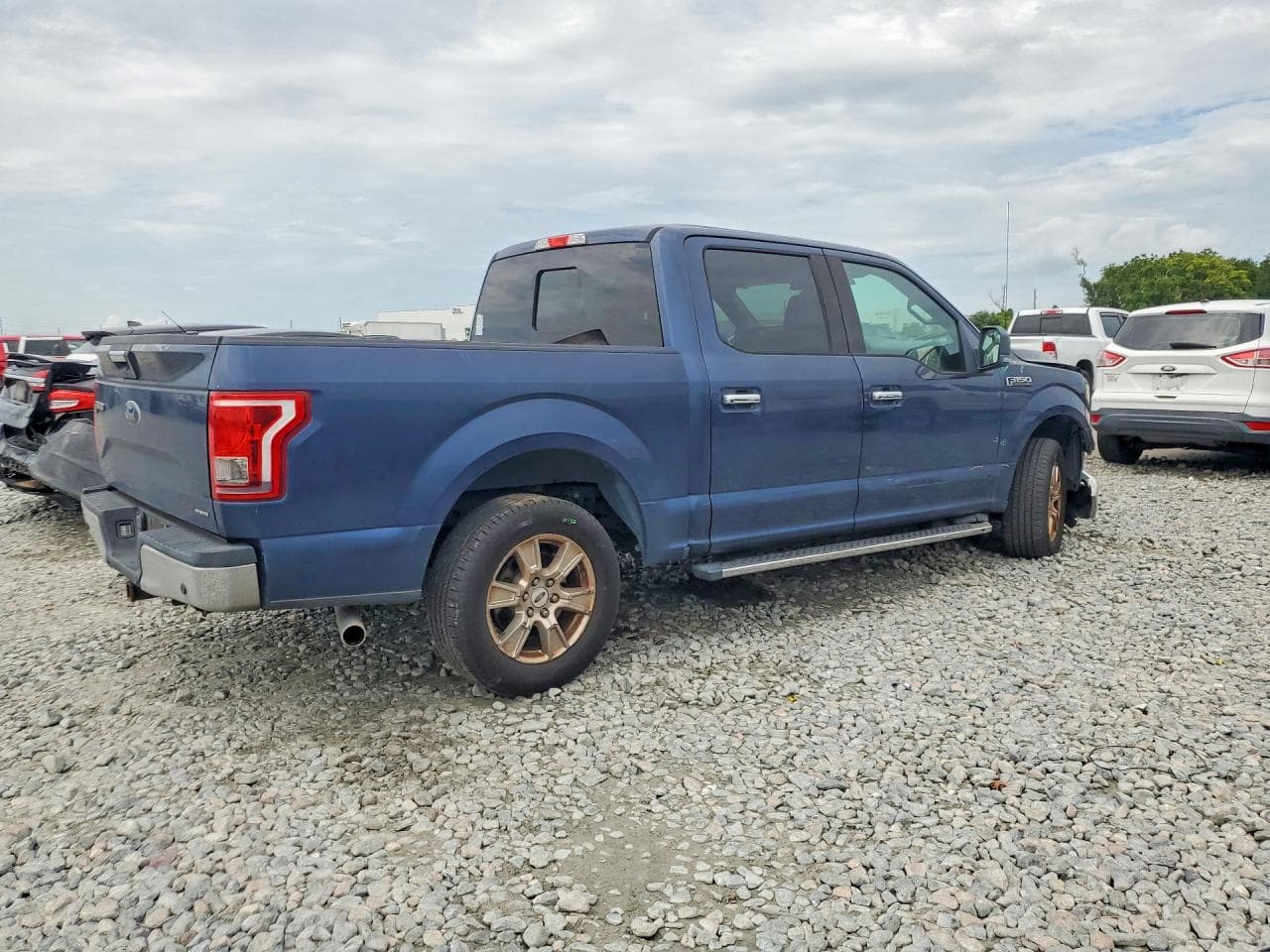 2016 Ford F150 Supercrew - foto 3
