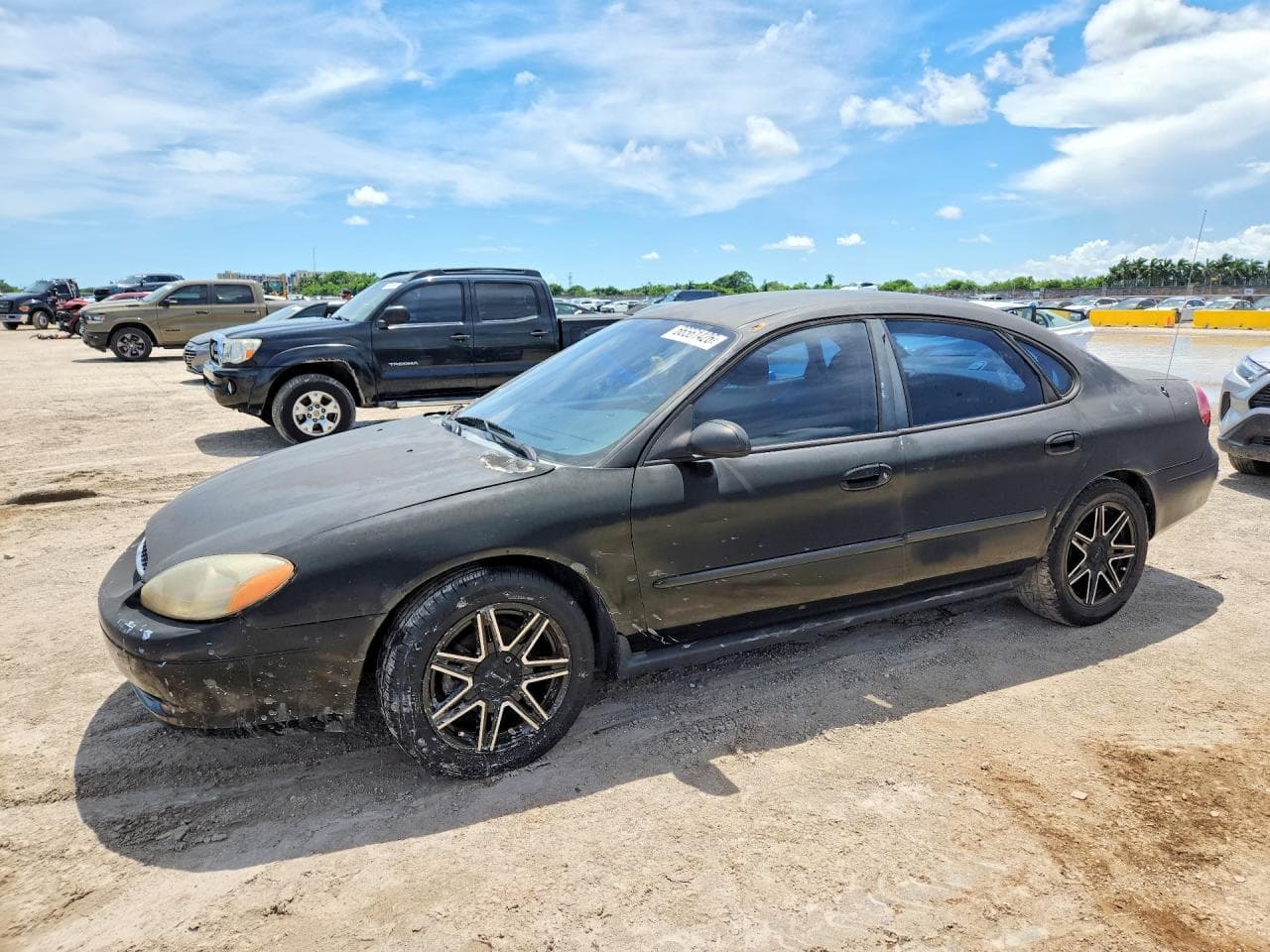 Ford Taurus 2000 z USA