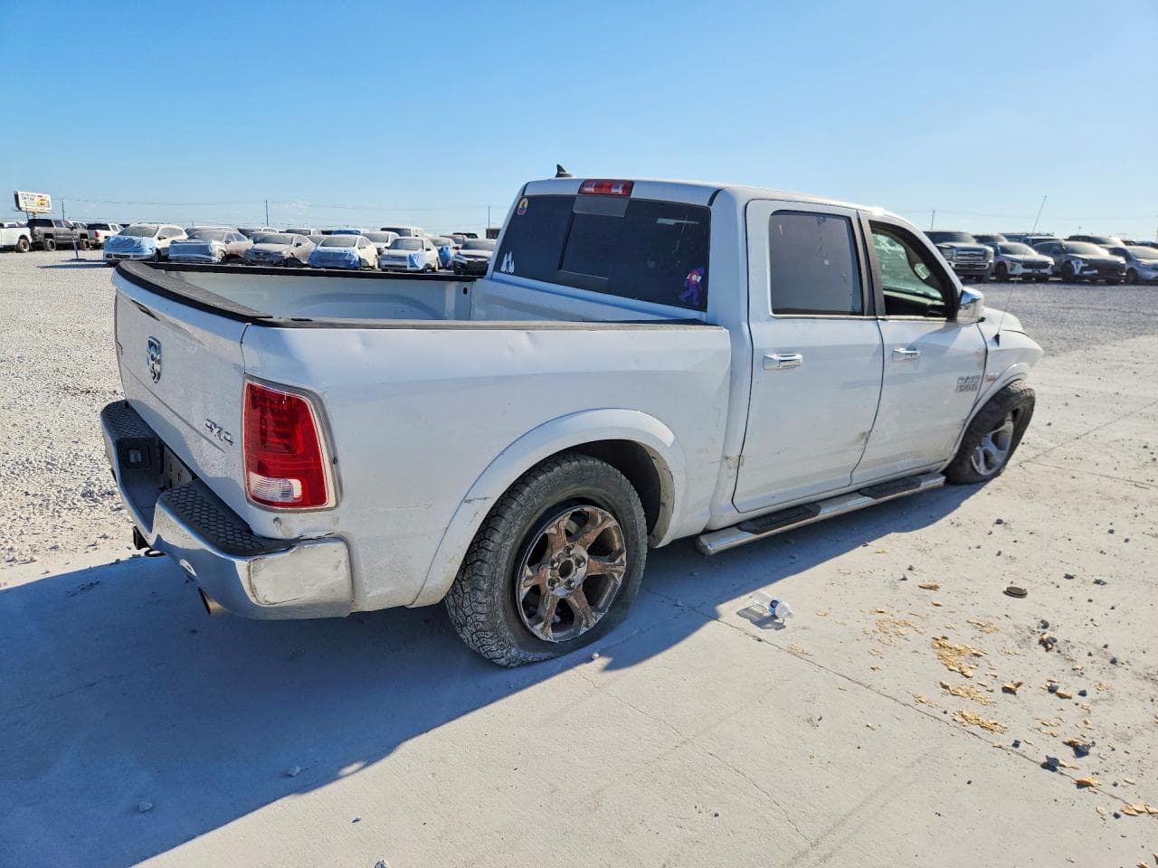 2018 Ram 1500 Laramie - foto 3