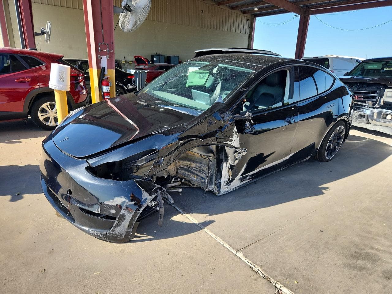 Tesla Model Y 2021 z USA