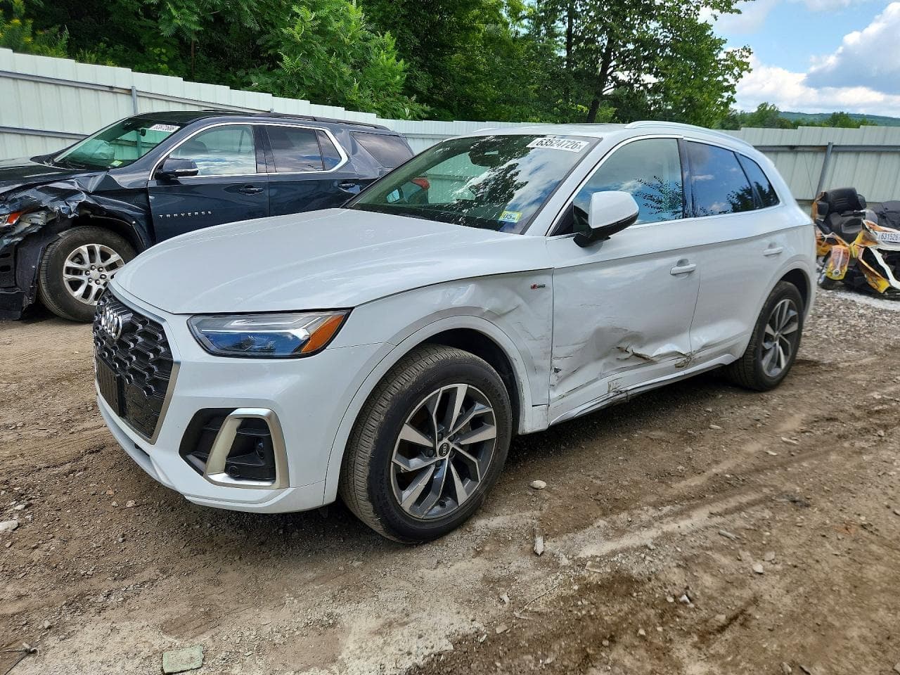 Audi Q5 2022 z USA