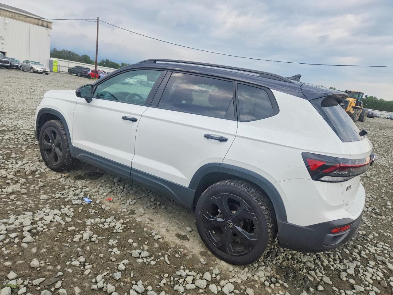 2025 Volkswagen Taos Se Black - foto 2