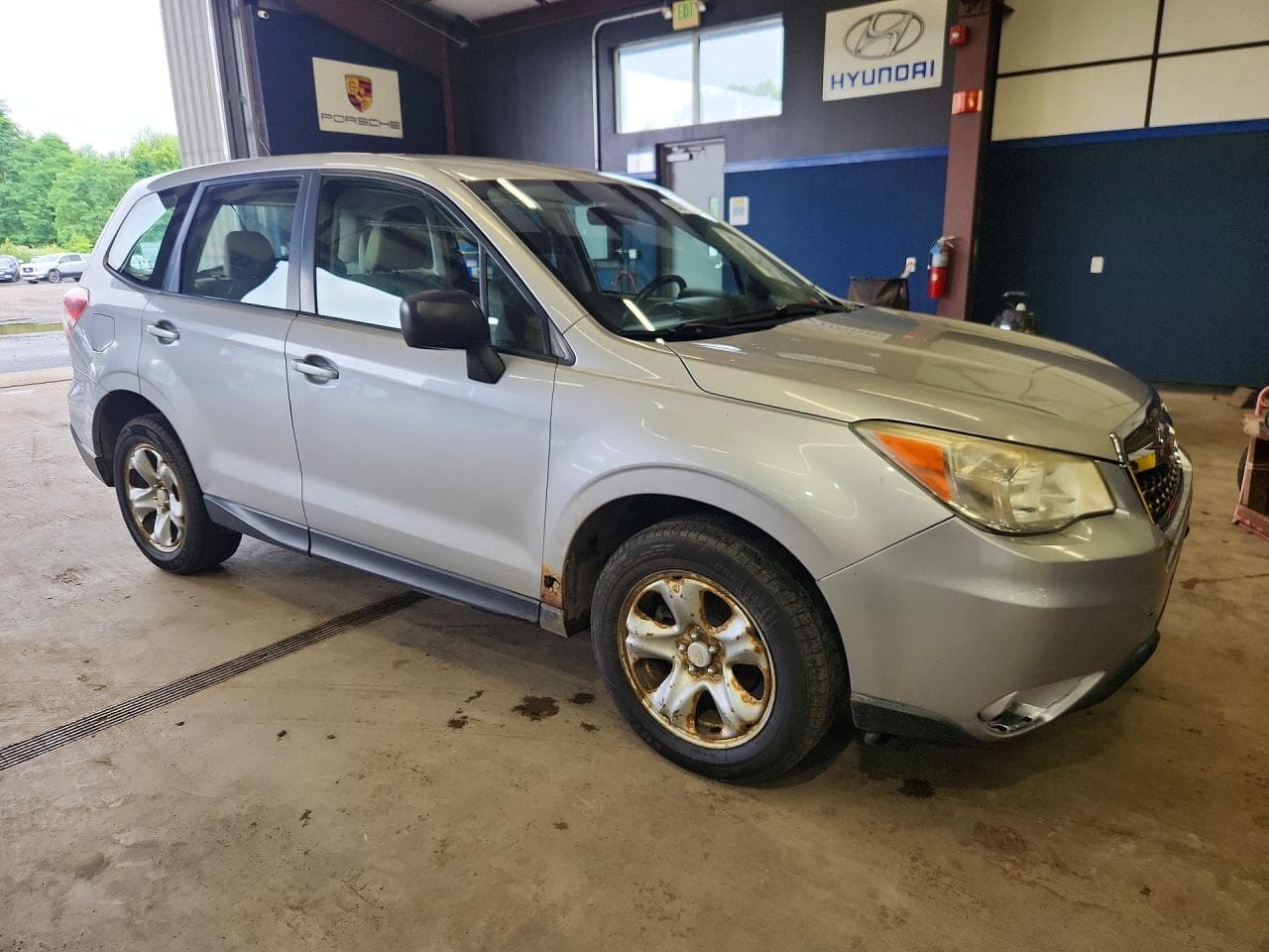 2014 Subaru Forester 2.5I - foto 4