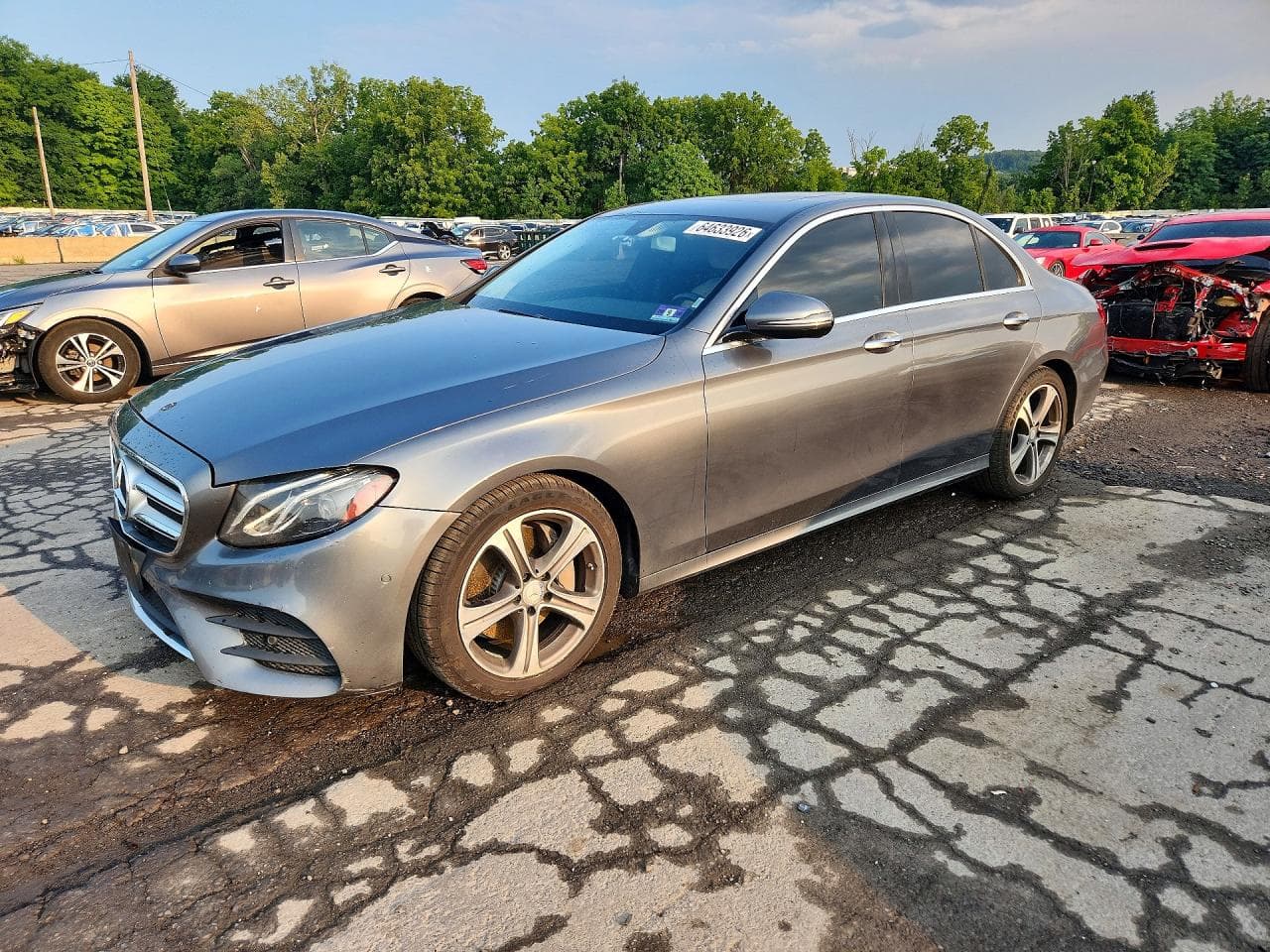 Mercedes-Benz E-klasse 2017 z USA