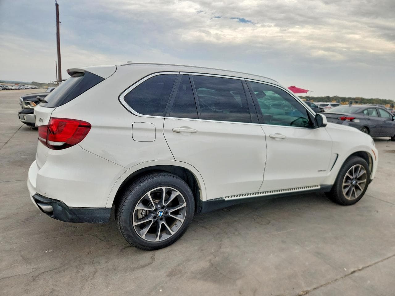 2017 BMW X5 xDrive35I - foto 3