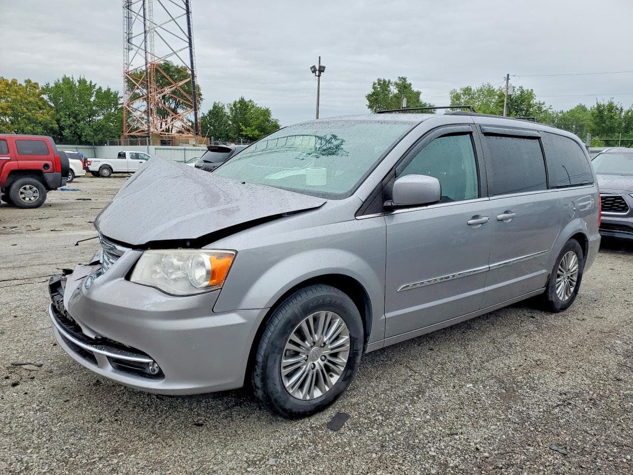 2013 Chrysler Town & Country Touring L